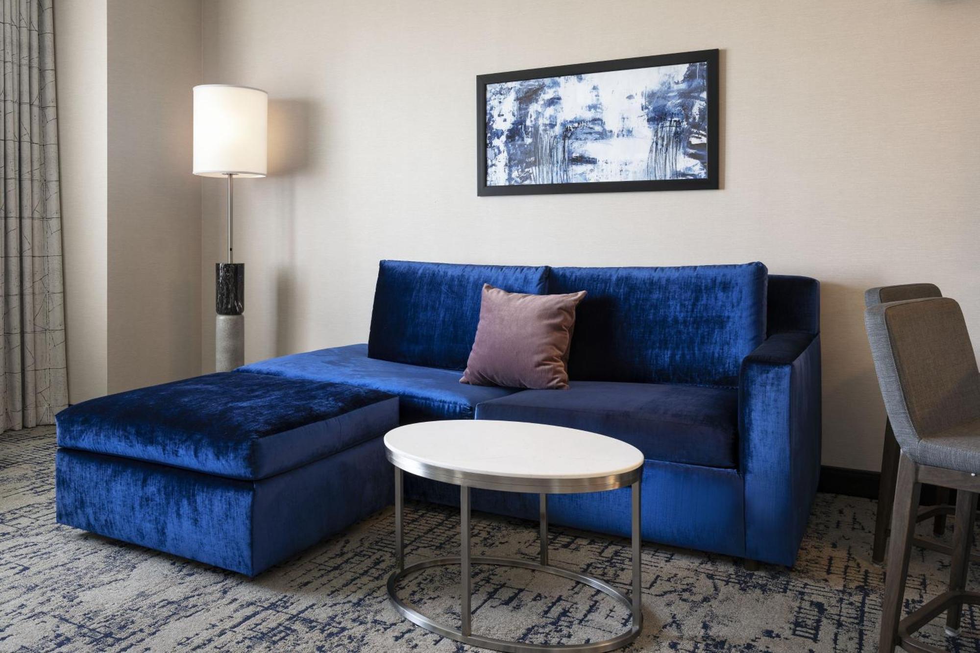 Hotel By Marriott Angeles L.a. Live 3*