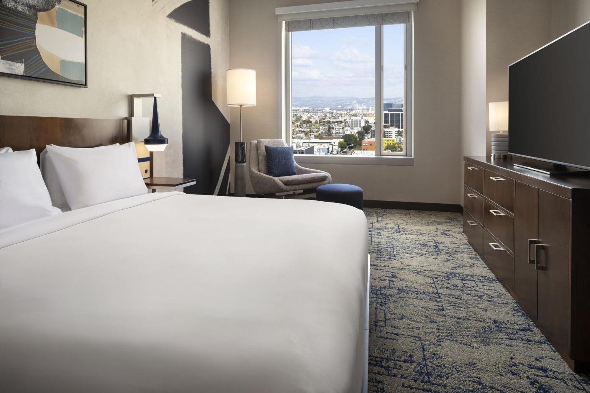 By Marriott Angeles L.a. Live Hotel 3*
