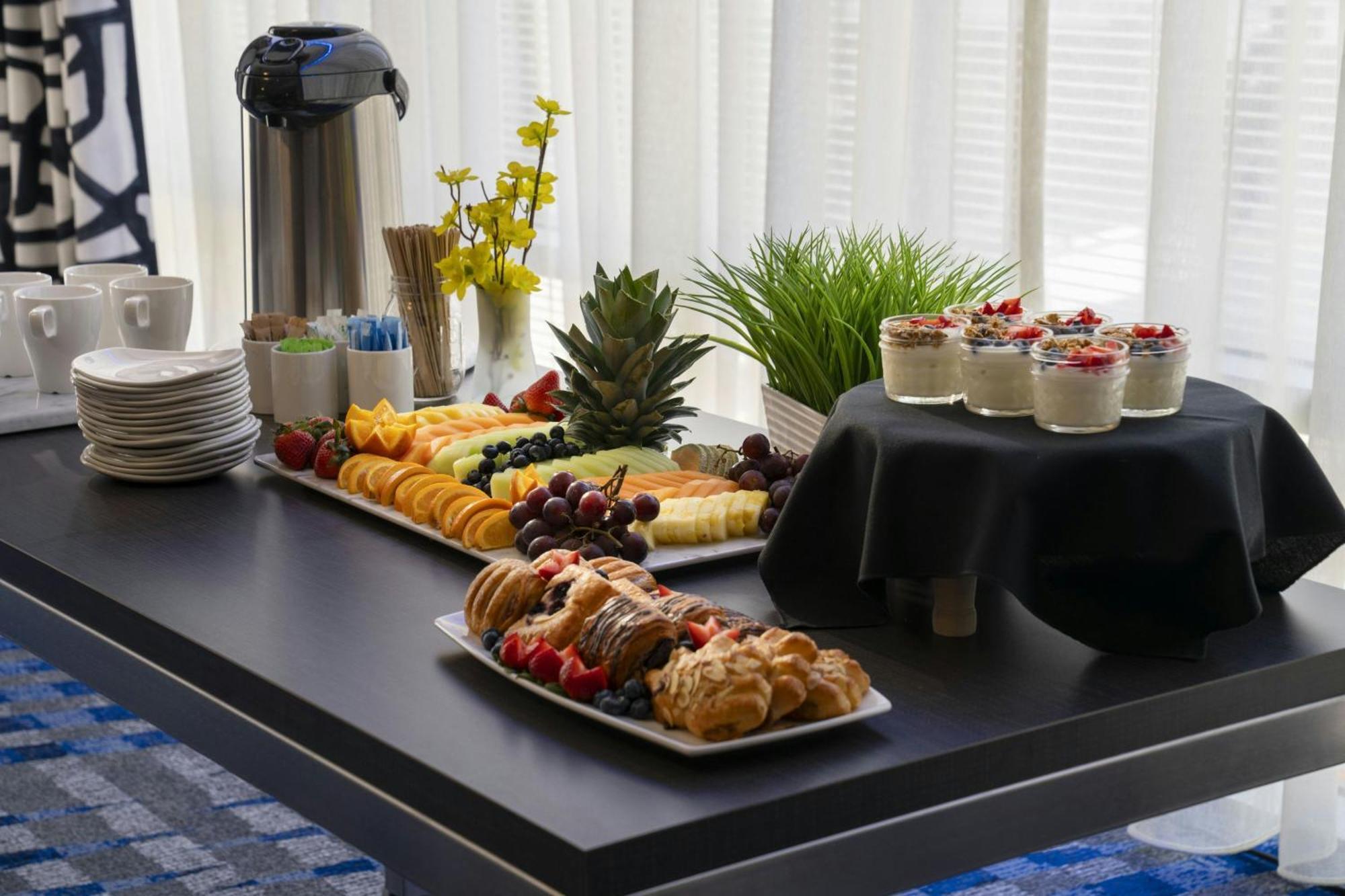Hotel By Marriott Angeles L.a. Live Los Angeles